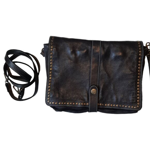 Costanza Rota Black Leather and Brass Stud Crossbody Messenger Flap Bag - Picture 4 of 12